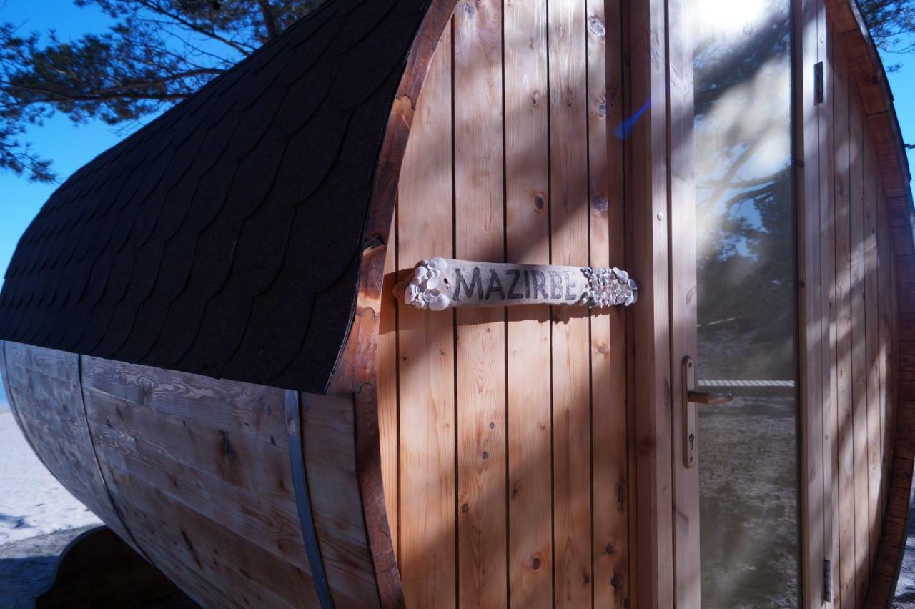 Kempings Saulesmajas Kolka Extérieur photo