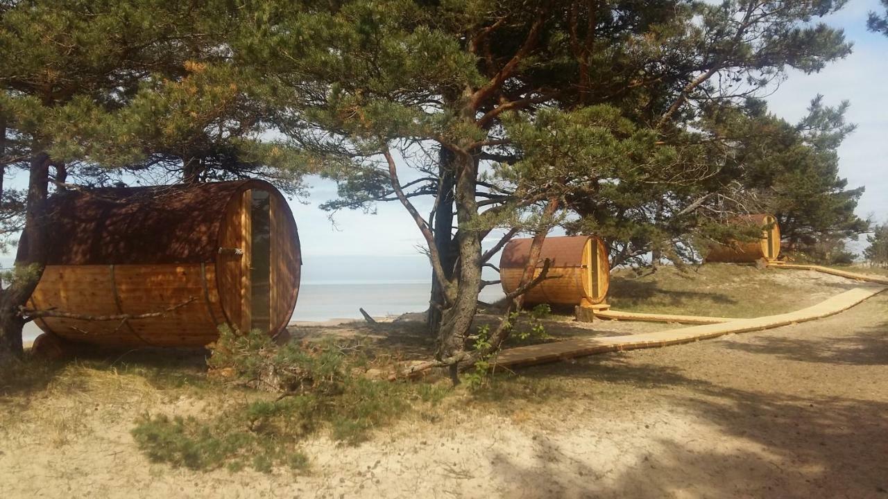 Kempings Saulesmajas Kolka Extérieur photo